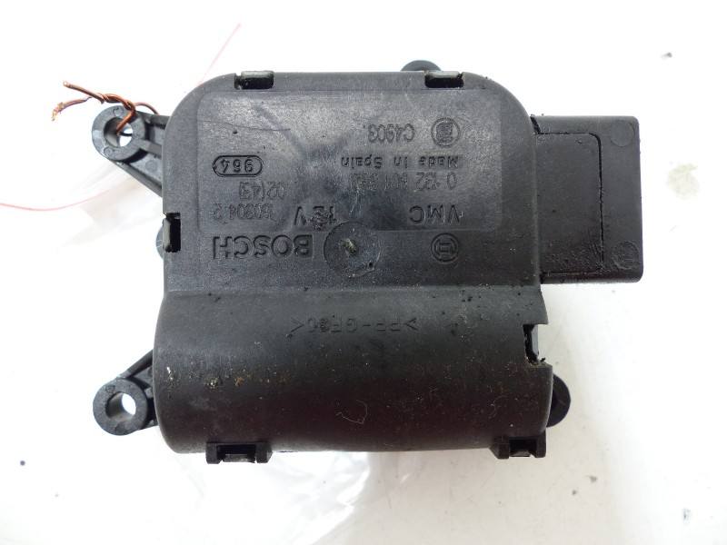 Моторчик заслінки пічки Mercedes Vito 0132801332