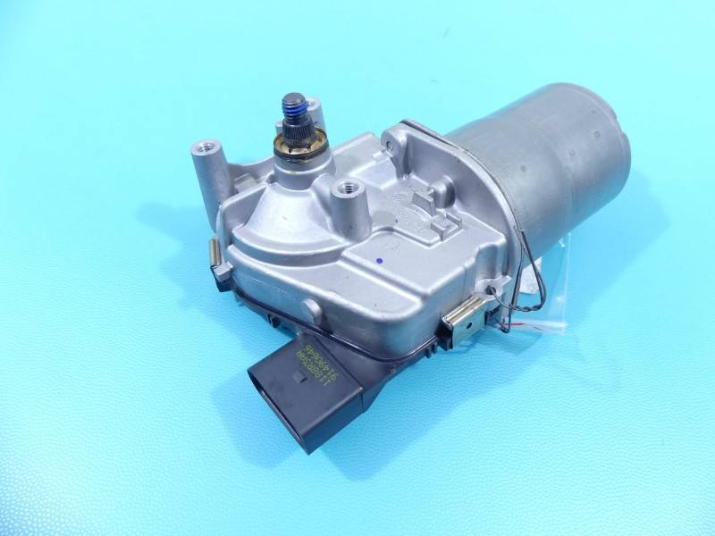 Моторчик дворников Opel Crossland 0390243607