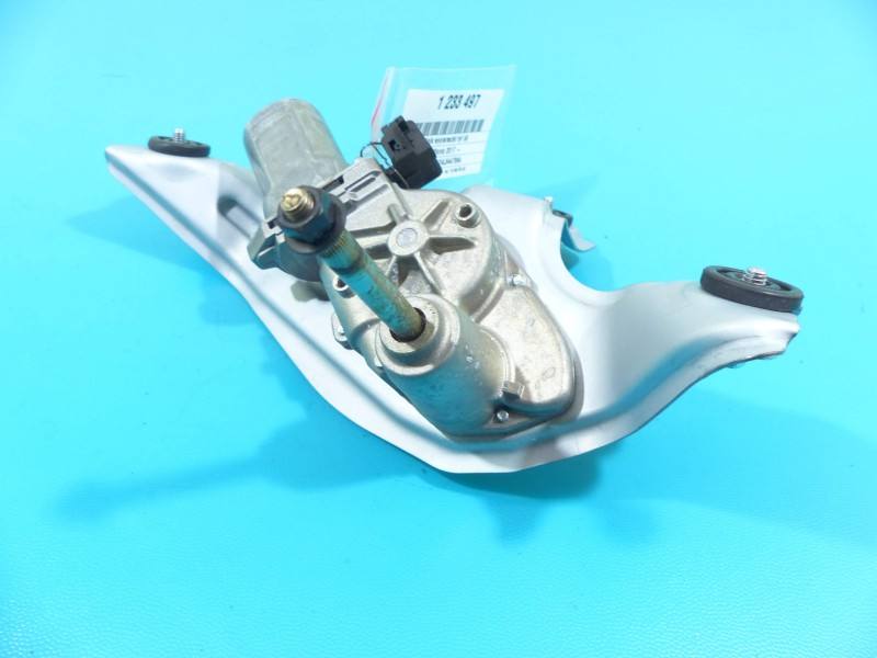 Моторчик двірників Kia Stonic 98700-H8000