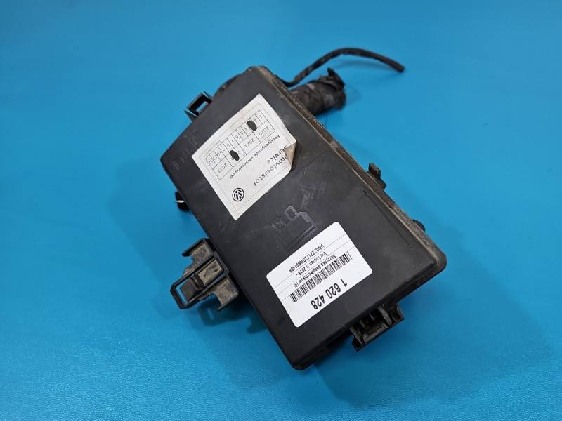 Блок запобіжників Volkswagen Touran 5Q0937125D