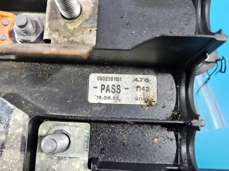 Блок предохранителей Iveco Daily 5802381101 — фото детали 5