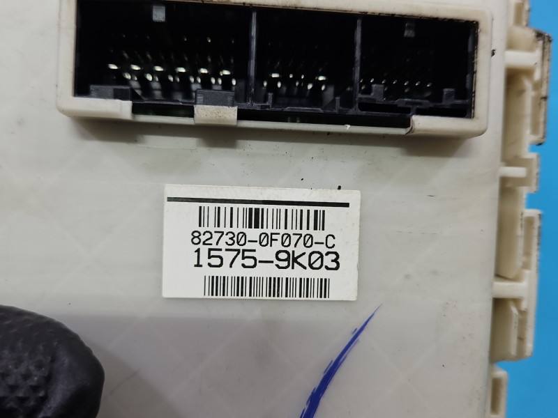 Блок предохранителей Toyota Verso 82730-0F070-C — фото детали 5