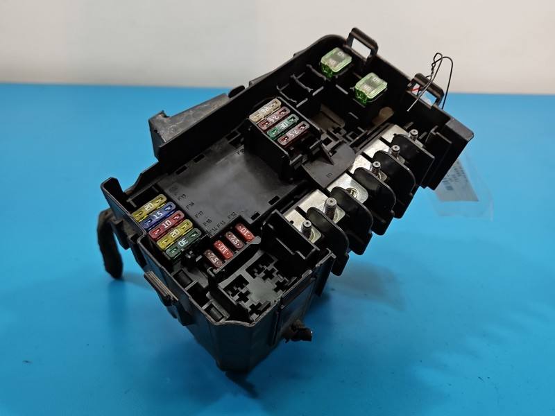 Блок предохранителей Skoda Fabia 3 6C0907361F