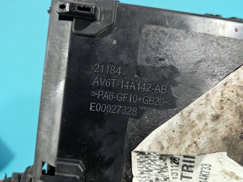 Блок предохранителей Ford Focus 14C520AA — фото детали 12