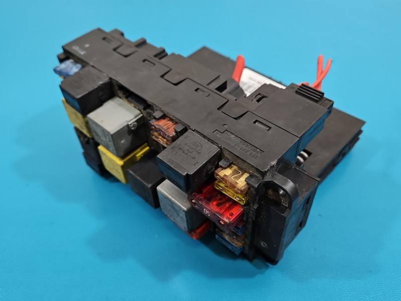 Блок запобіжників Mercedes C W203 5DK008485-50