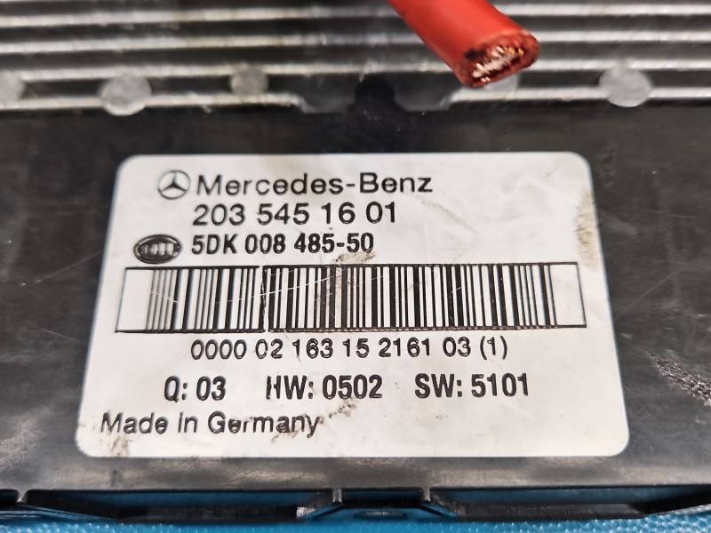 Блок запобіжників Mercedes C W203 5DK008485-50 — фото деталі 4