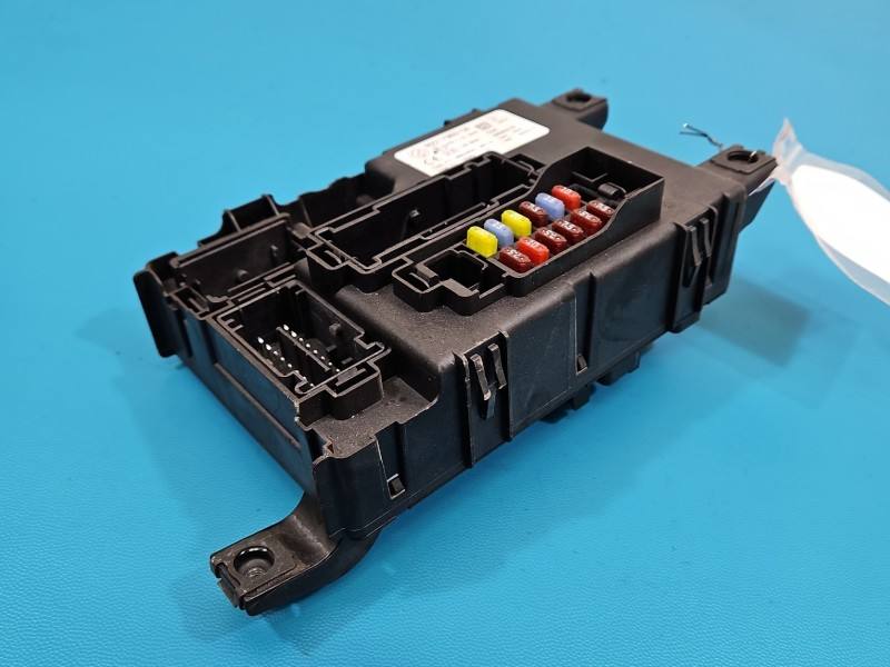 Блок запобіжників Fiat Punto 00517986150
