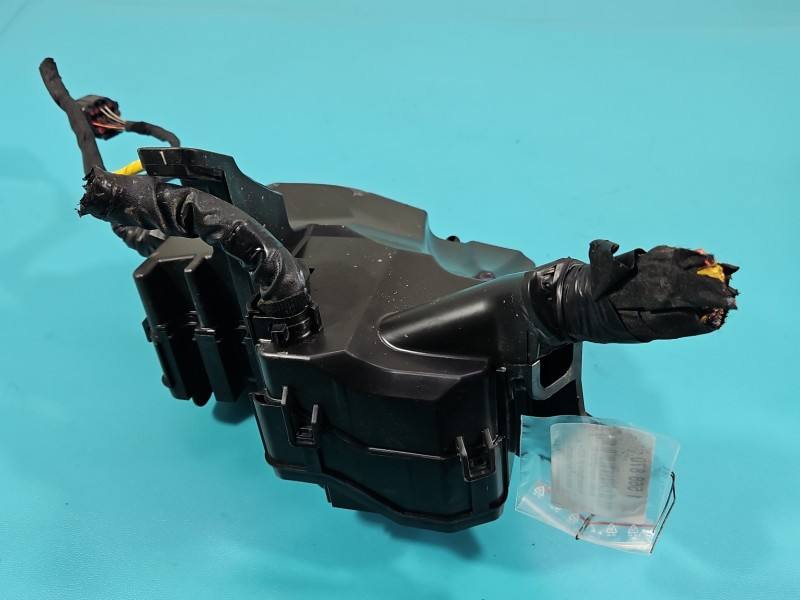 Блок предохранителей Hyundai Elantra 2206130072 — фото детали 12