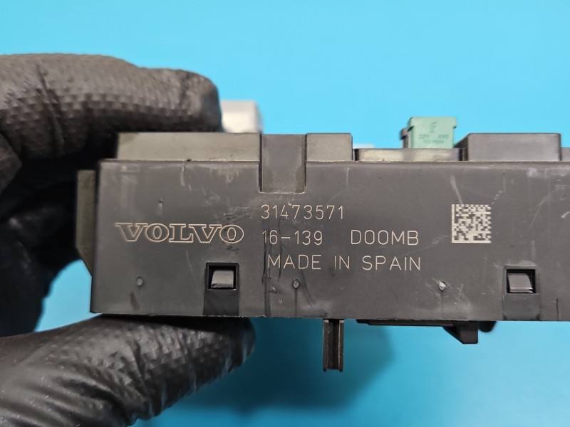 Блок предохранителей Volvo S90 31453252 — фото детали 3