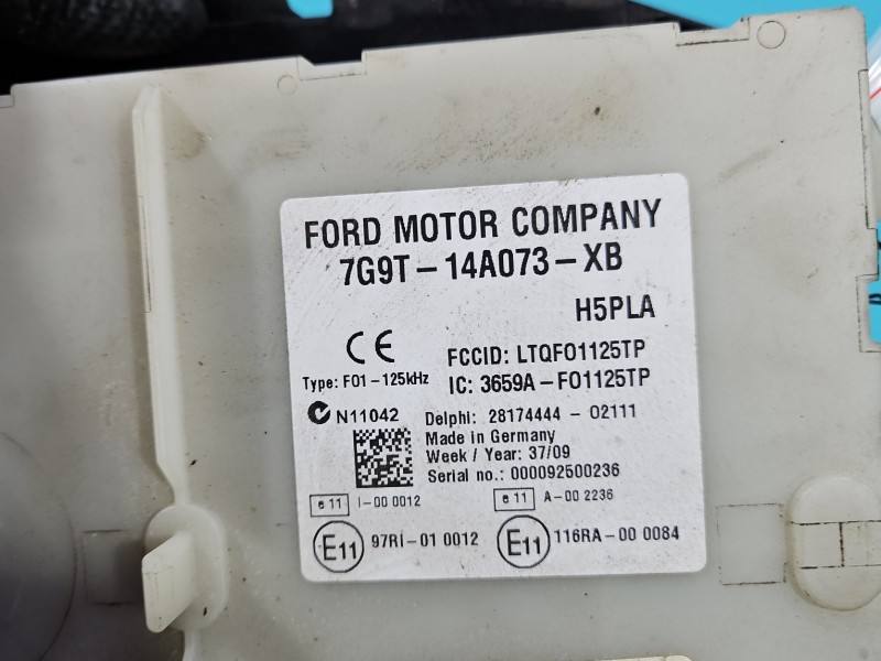 Блок запобіжників Ford S-max 7G9T-14A073-XB — фото деталі 7
