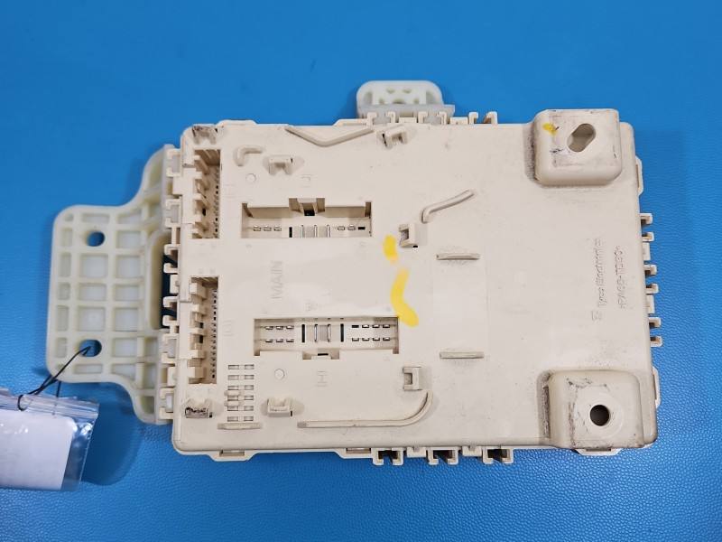 Блок предохранителей Hyundai Ix35 91950-2S720 — фото детали 4