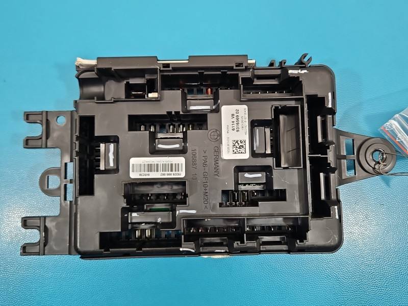 Блок предохранителей BMW X5 F15 9316569 — фото детали 4