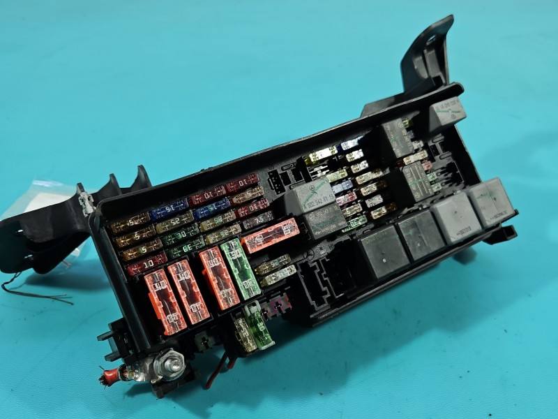 Блок предохранителей Mercedes ML W164 A1645402372