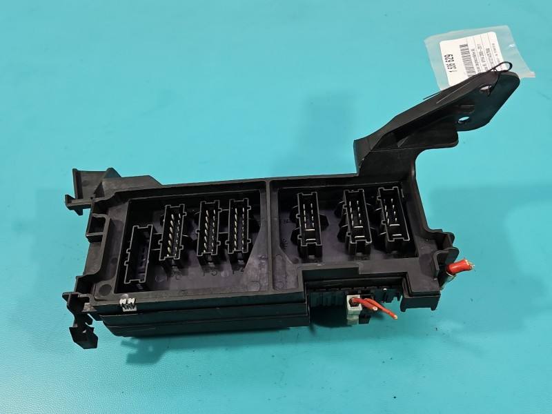 Блок предохранителей Mercedes ML W164 A1645402372 — фото детали 4