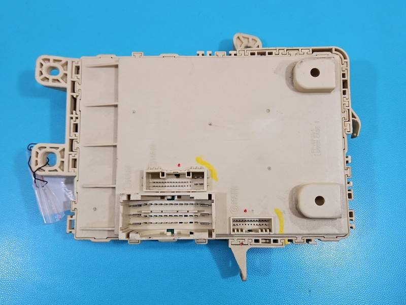 Блок предохранителей Hyundai I30 91950-A6021 — фото детали 4