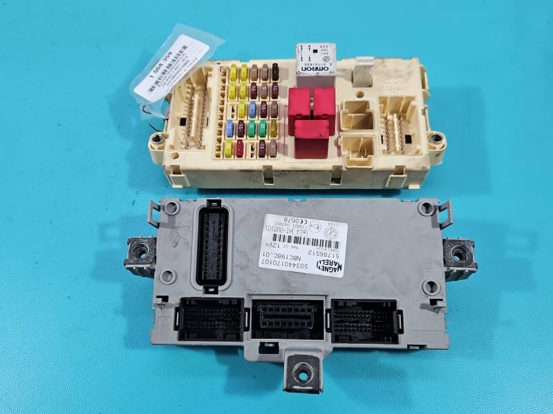 Блок запобіжників Fiat Bravo 51786513