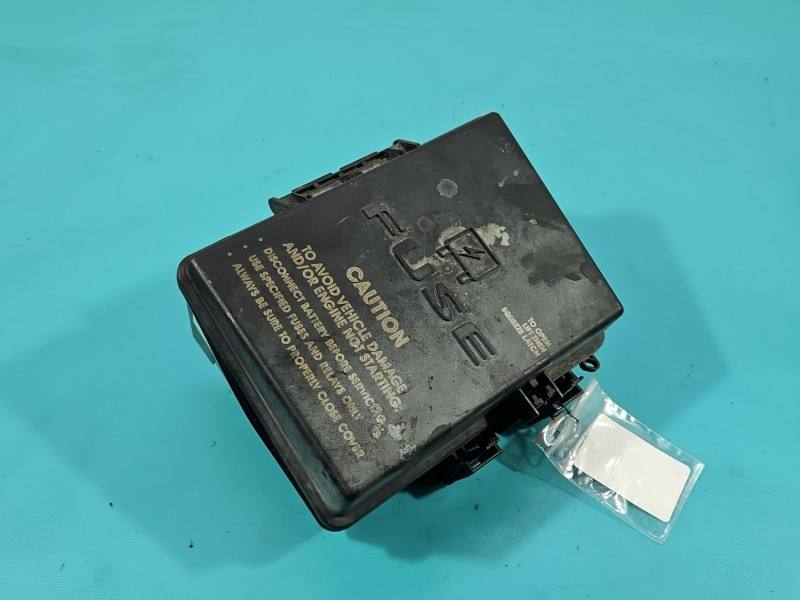 Блок запобіжників Chrysler Pacifica 05082790AH