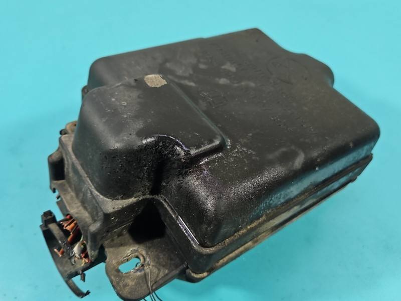 Блок запобіжників Fiat Punto 735471684