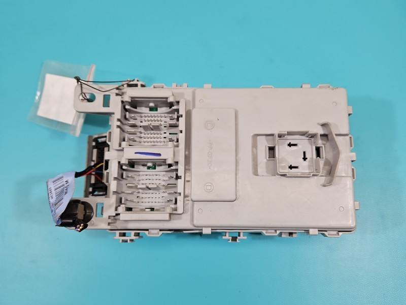 Блок предохранителей Hyundai I20 91955-C8560 — фото детали 4