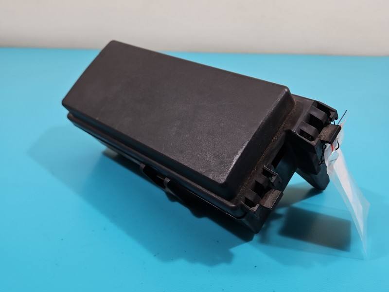 Блок запобіжників Jeep Grand Cherokee 04692109AC
