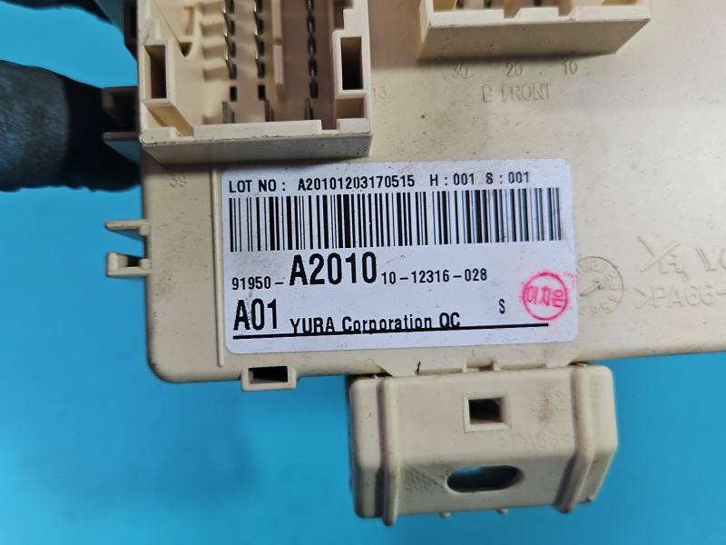 Блок предохранителей Kia Ceed 91950-A2010 — фото детали 6