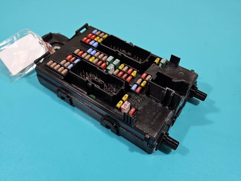 Блок запобіжників Volvo V90 31346672