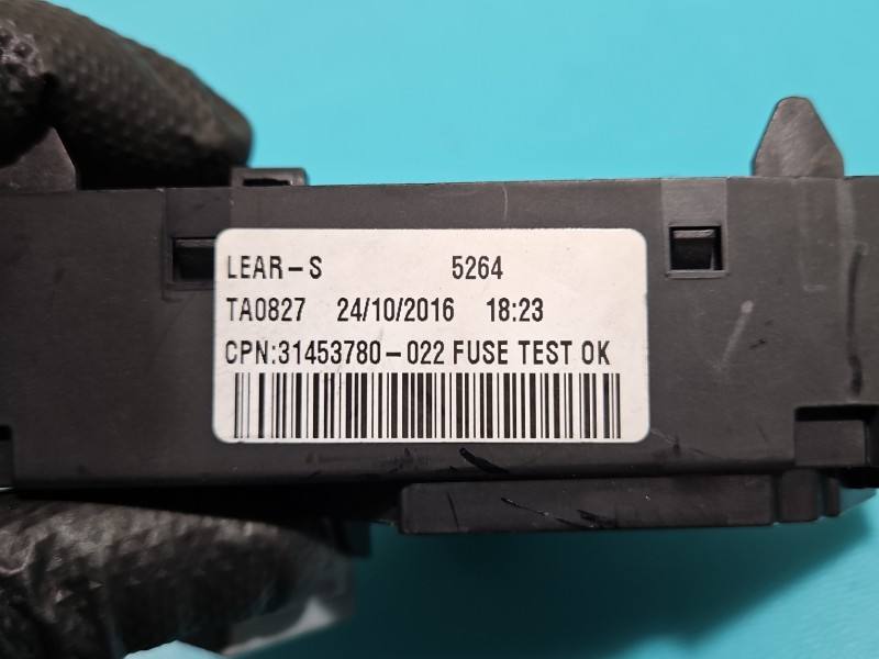 Блок запобіжників Volvo V90 31473571 — фото деталі 4