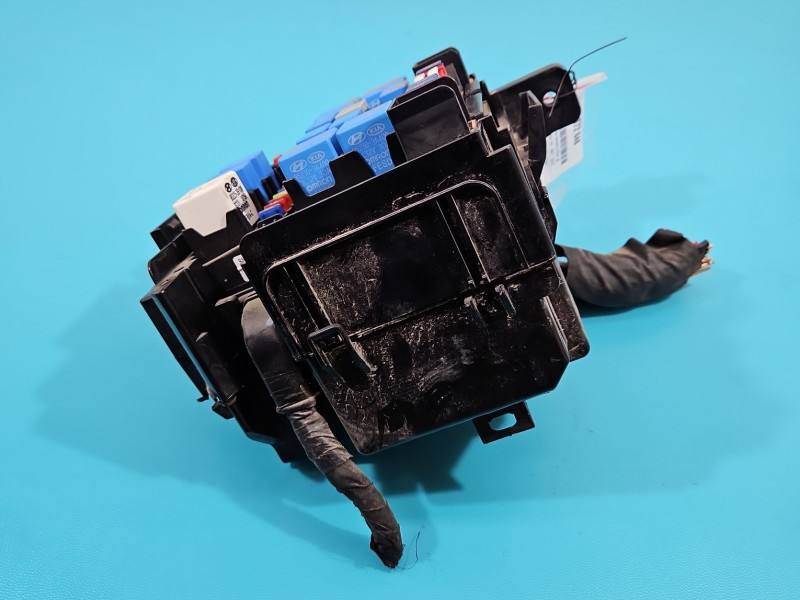 Блок предохранителей Hyundai I30 91951-0Q000 — фото детали 4
