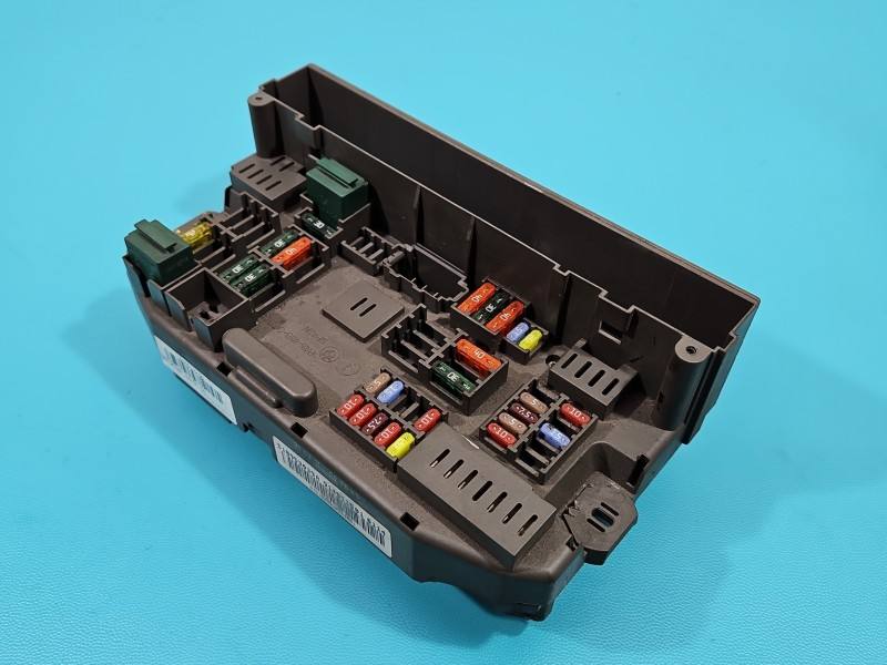Блок запобіжників BMW X5 E70 66790381