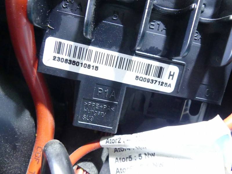 Блок предохранителей Seat Leon 5Q0937125A — фото детали 4