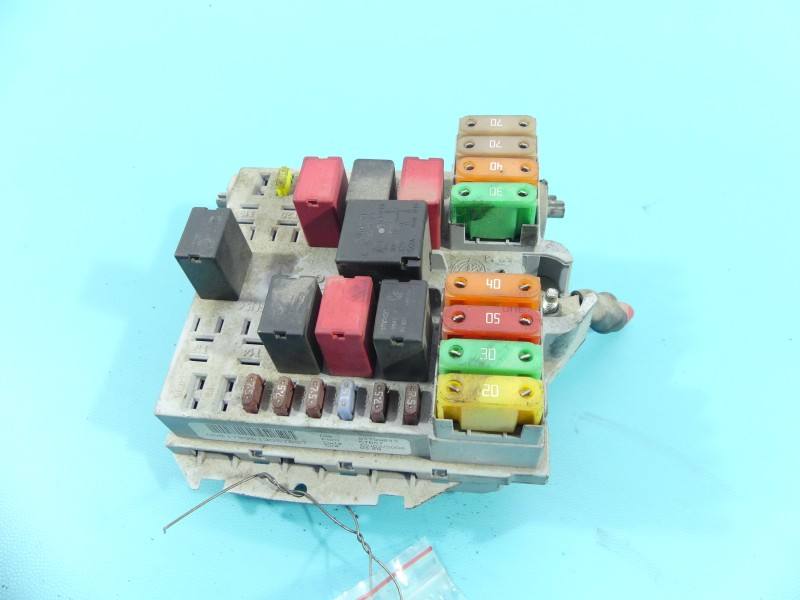 Блок предохранителей Fiat Idea 51799613