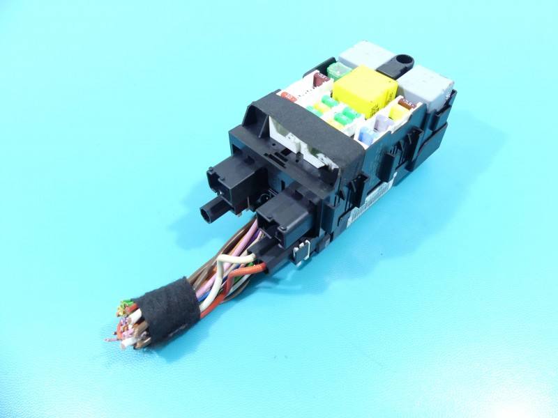 Блок запобіжників Citroen C4 9665492680