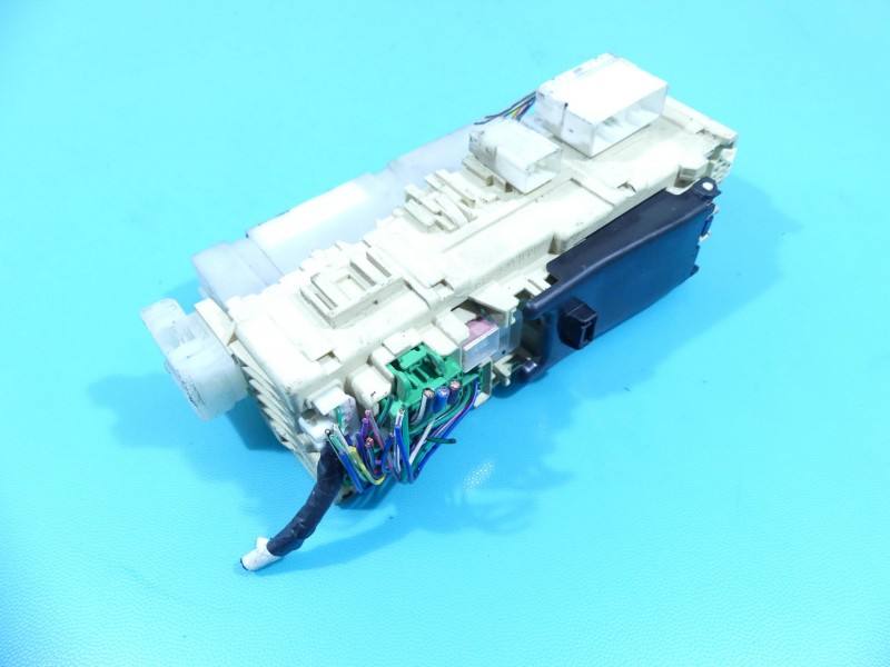 Блок запобіжників Mazda Xedos 9 7C03A