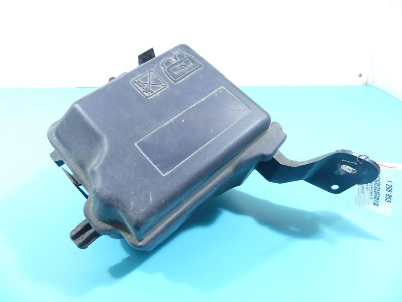 Блок предохранителей Peugeot 301 PCFPP00296
