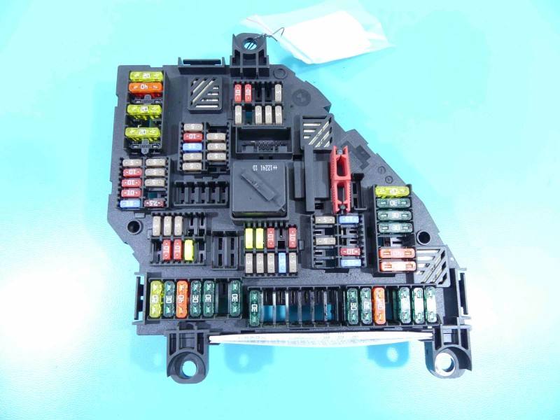 Блок запобіжників BMW 5 F10 9264924