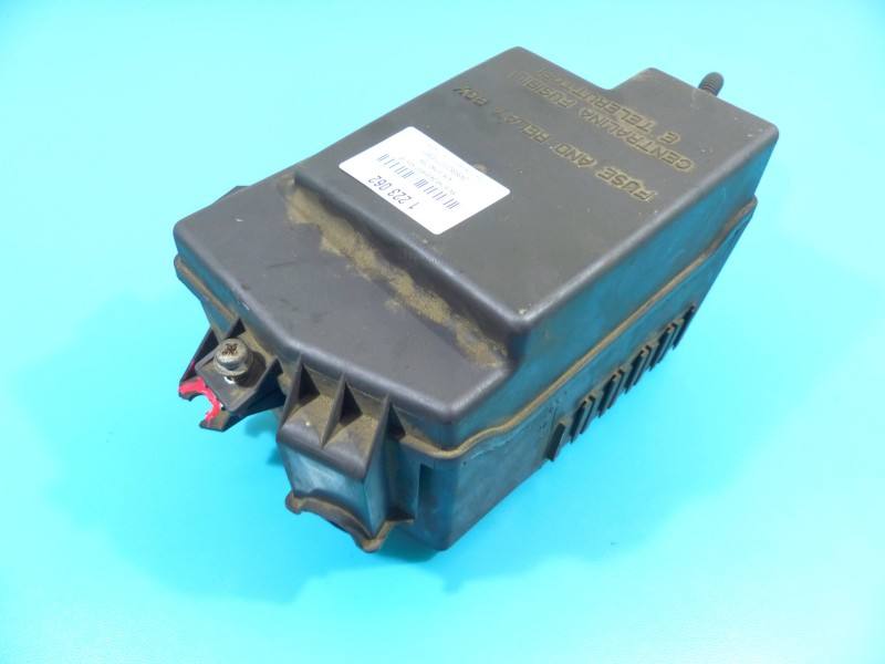 Блок запобіжників Alfa romeo 159 50508214