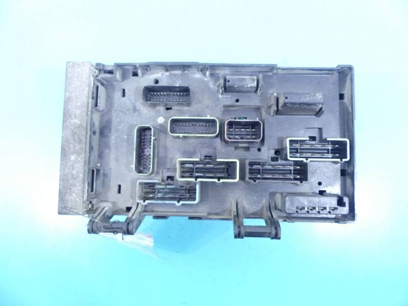 Блок предохранителей Dodge Caravan 04727556AC — фото детали 6