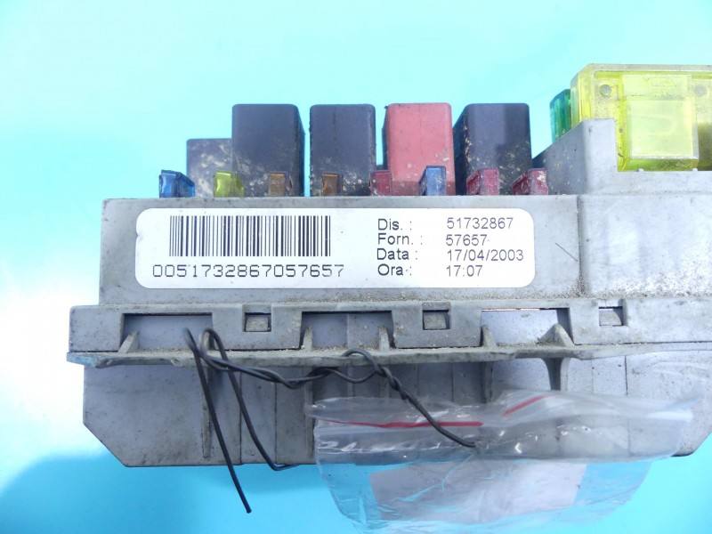 Блок предохранителей Fiat Stilo 51732867 — фото детали 3