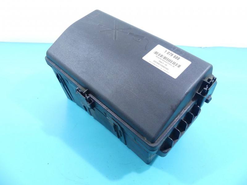 Блок предохранителей Saab 9-4 15896994-03