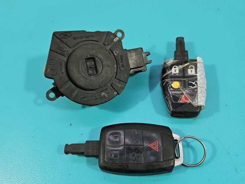Замок зажигания Volvo V50 31300585