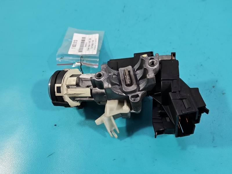 Замок зажигания Chrysler Voyager P04686363AC — фото детали 5