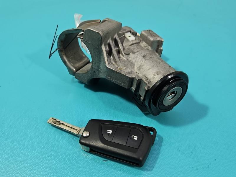 Замок запалювання Toyota Aygo