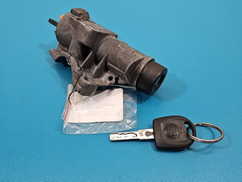 Замок запалювання Seat Ibiza 4B0905851C
