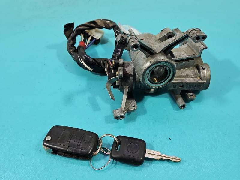 Замок запалювання Opel Monterey 337576