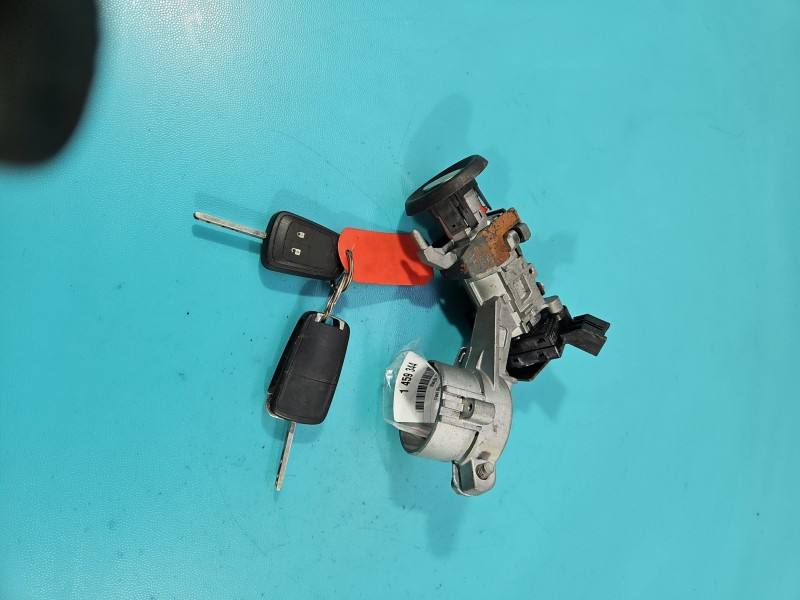 Замок зажигания Opel Meriva B 13354397