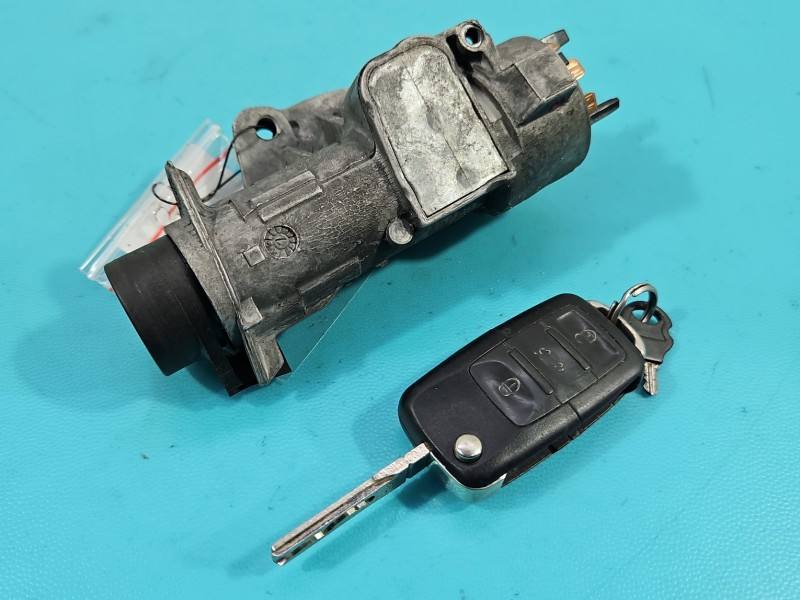 Замок запалювання Skoda Roomster 4B0905851C