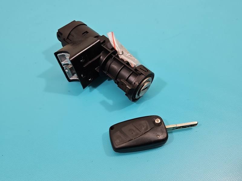 Замок запалювання Lancia Ypsilon 00468453610