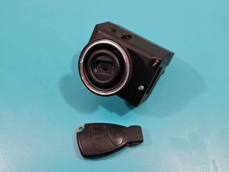 Замок зажигания Mercedes A W169 1695451508