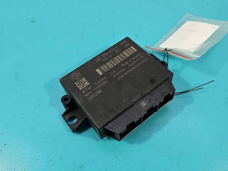 Блок керування парктроніком Volkswagen Passat B7 3AE919475C