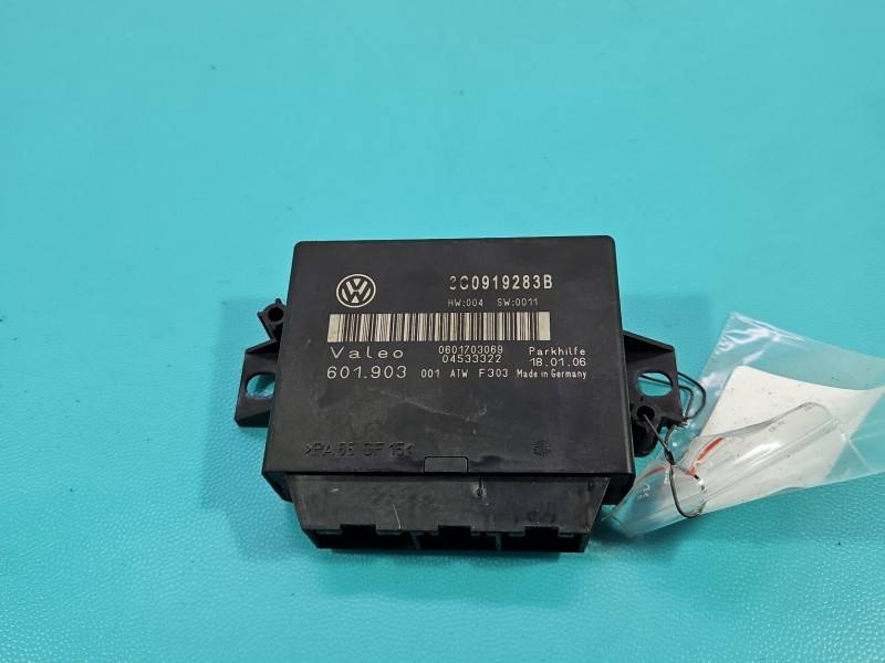 Блок керування парктроніком Volkswagen Passat B6 3C0919283B — фото деталі 2